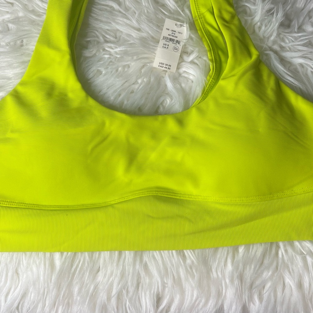 Women's Green Ruffle Hem Shorts